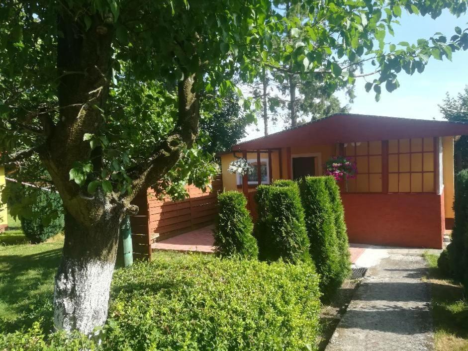 Pod Jablonia Villa Jezierzany Buitenkant foto